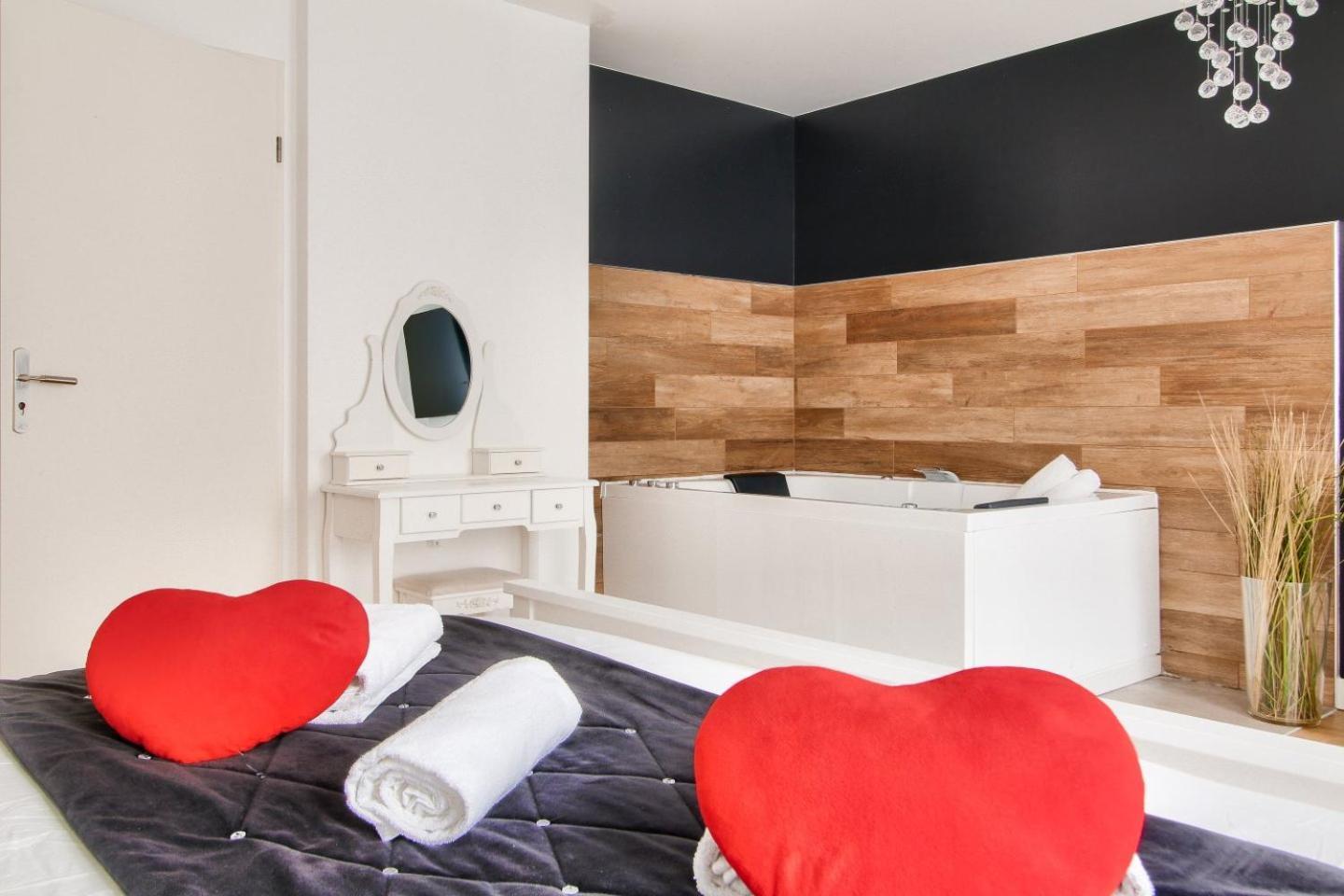 123Home - Suite & Spa Xl Montévrain Zewnętrze zdjęcie